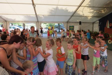 KNOBLEHARJEVO 2012- Otroški živ žav 2